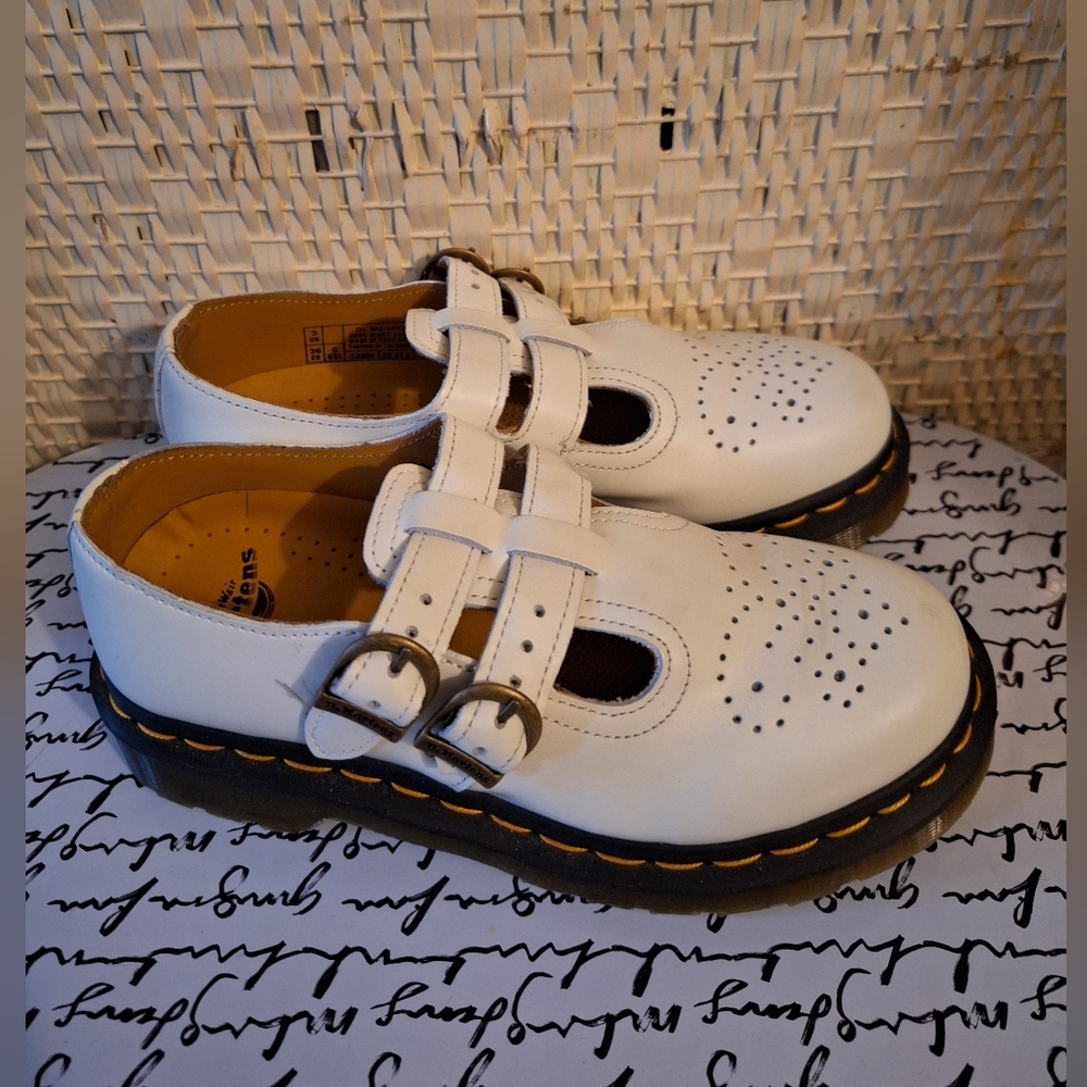 Dr. Martens 8065 Mary Janes